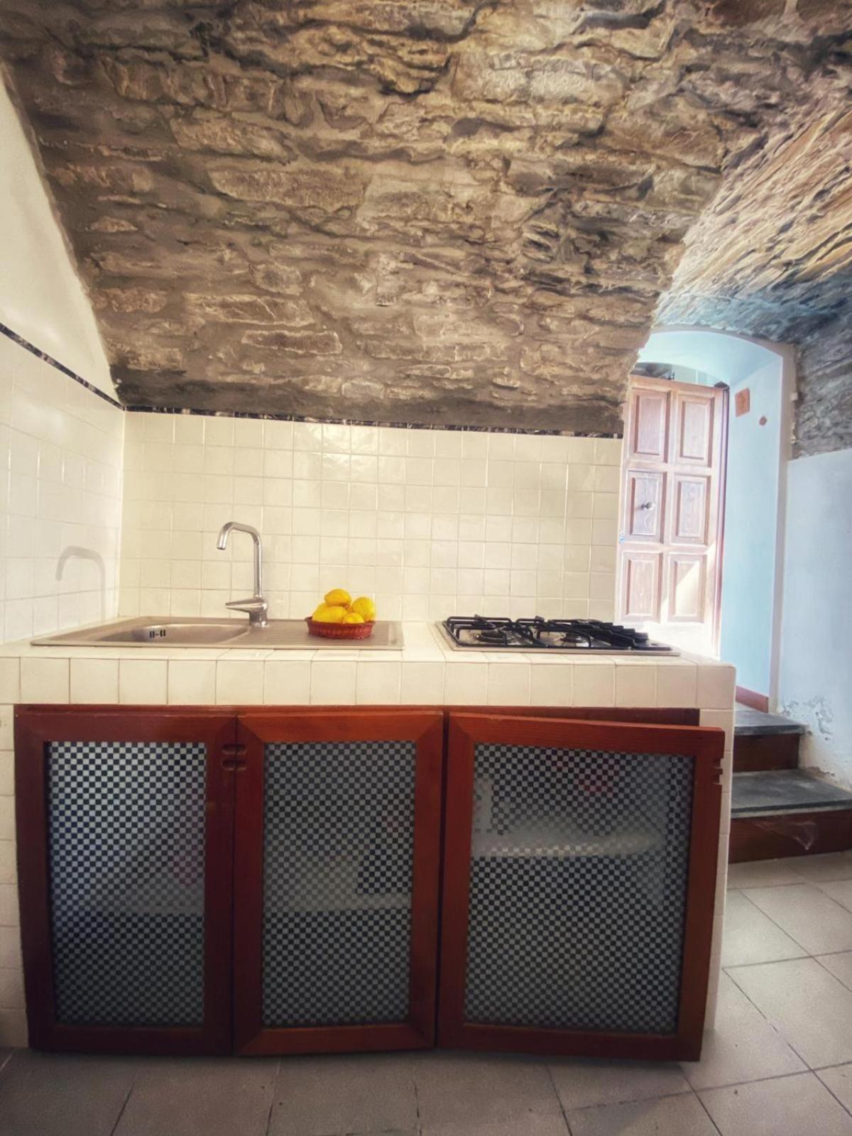 La Casetta Rosa Rocchetta di Vara Exterior foto
